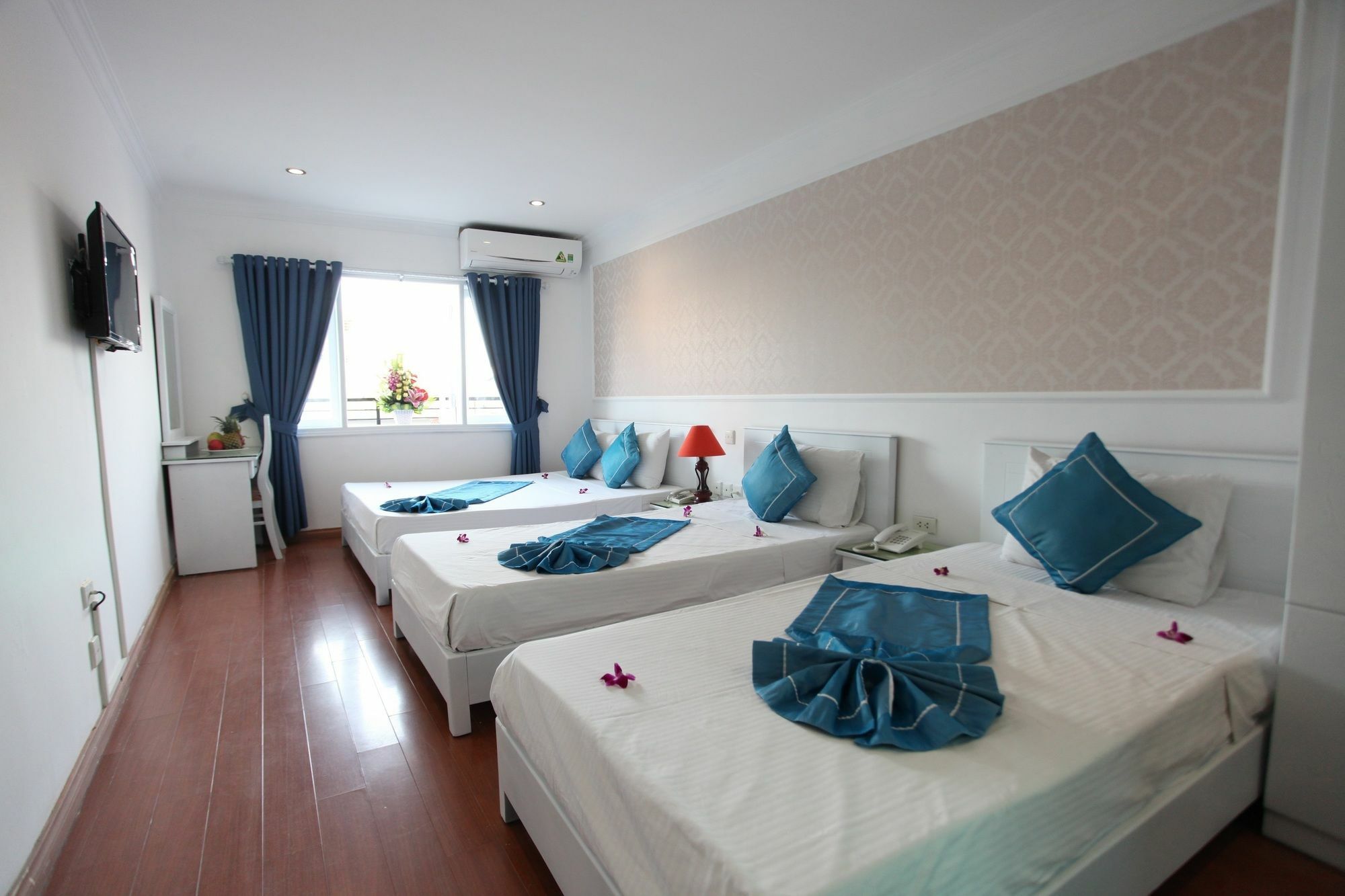 Hanoi Buddy Inn & Travel Exterior photo